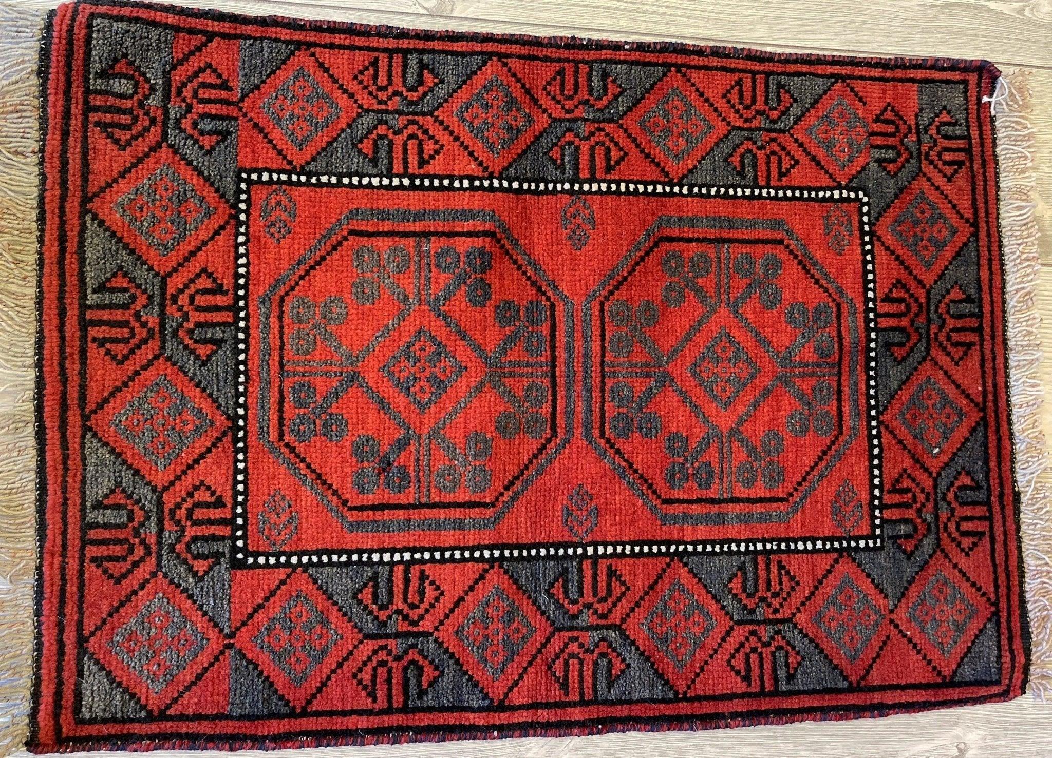 Afghani Hand Made Turkmen Wool Pile 2'6''x1'10''