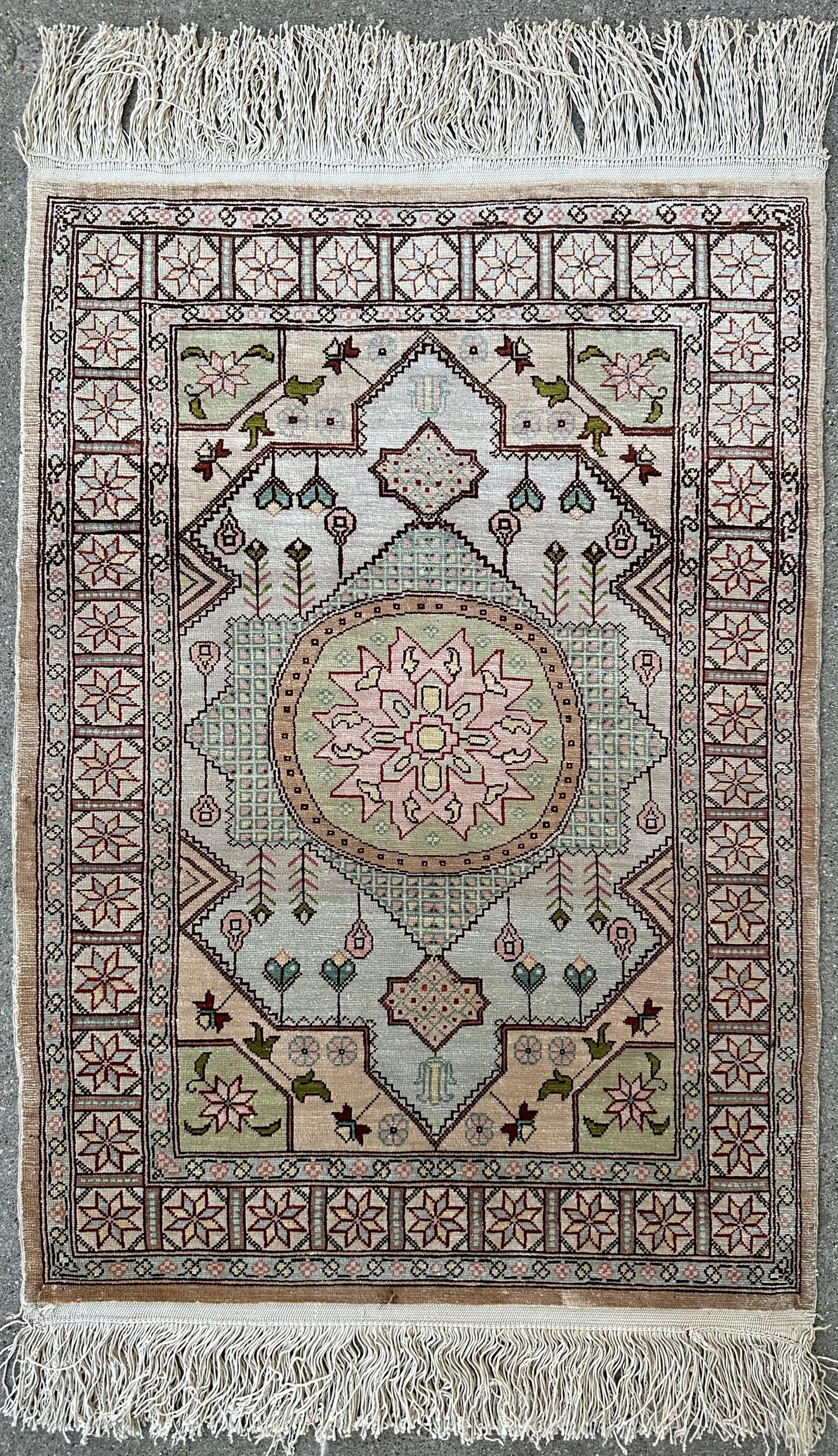 Elegant Small Mamluk Gul Persian Qom Silk Rug 17'' x 29''