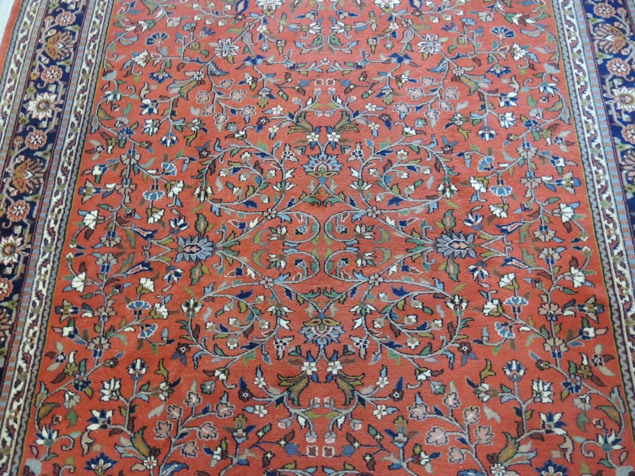 Exquisite Vintage Hand-Knotted Indo-Persian Rug 11x8 Ft