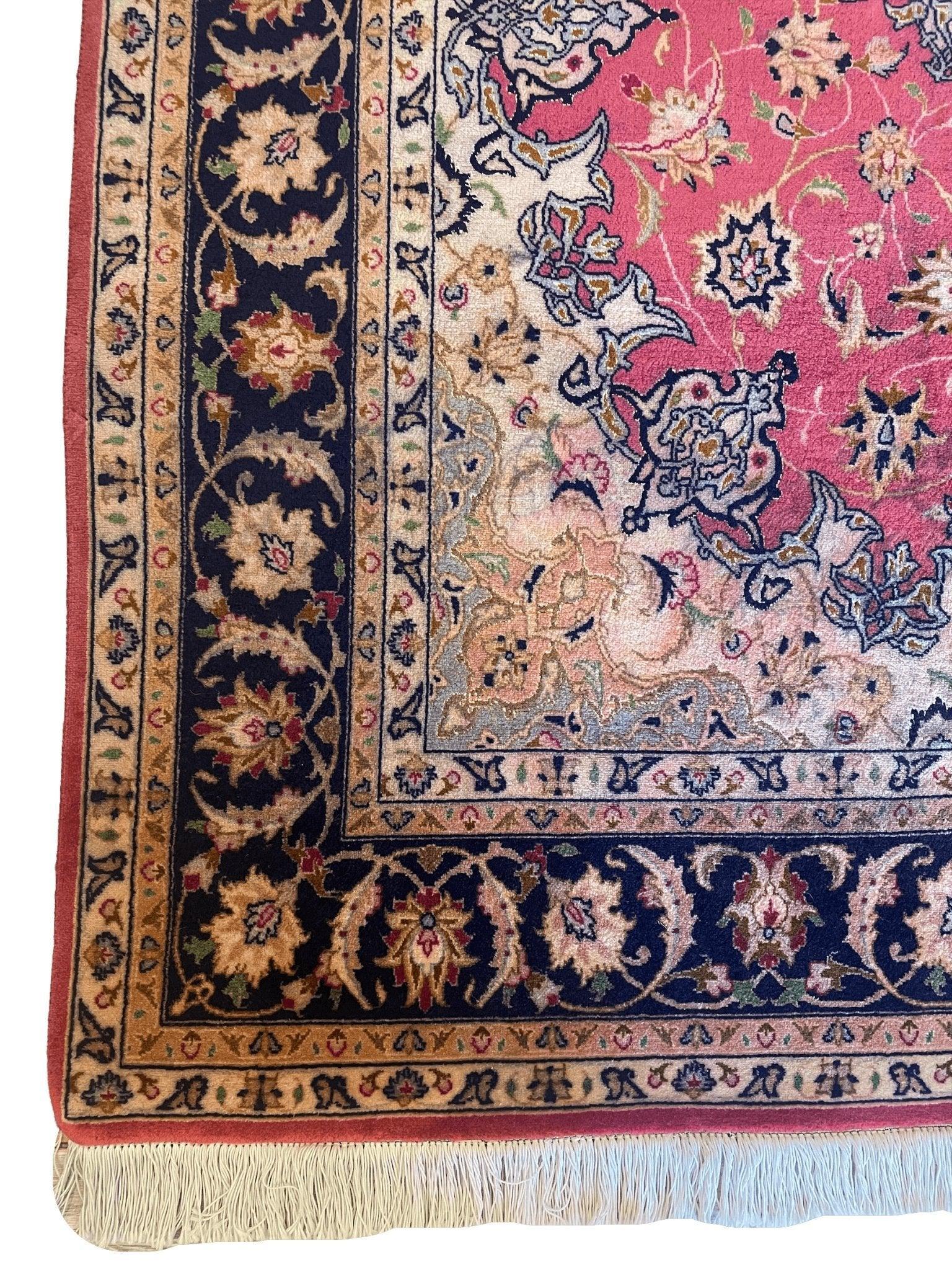 Fine Weave Vintage Wool and Silk Tabriz Rug 7 x 4'10''