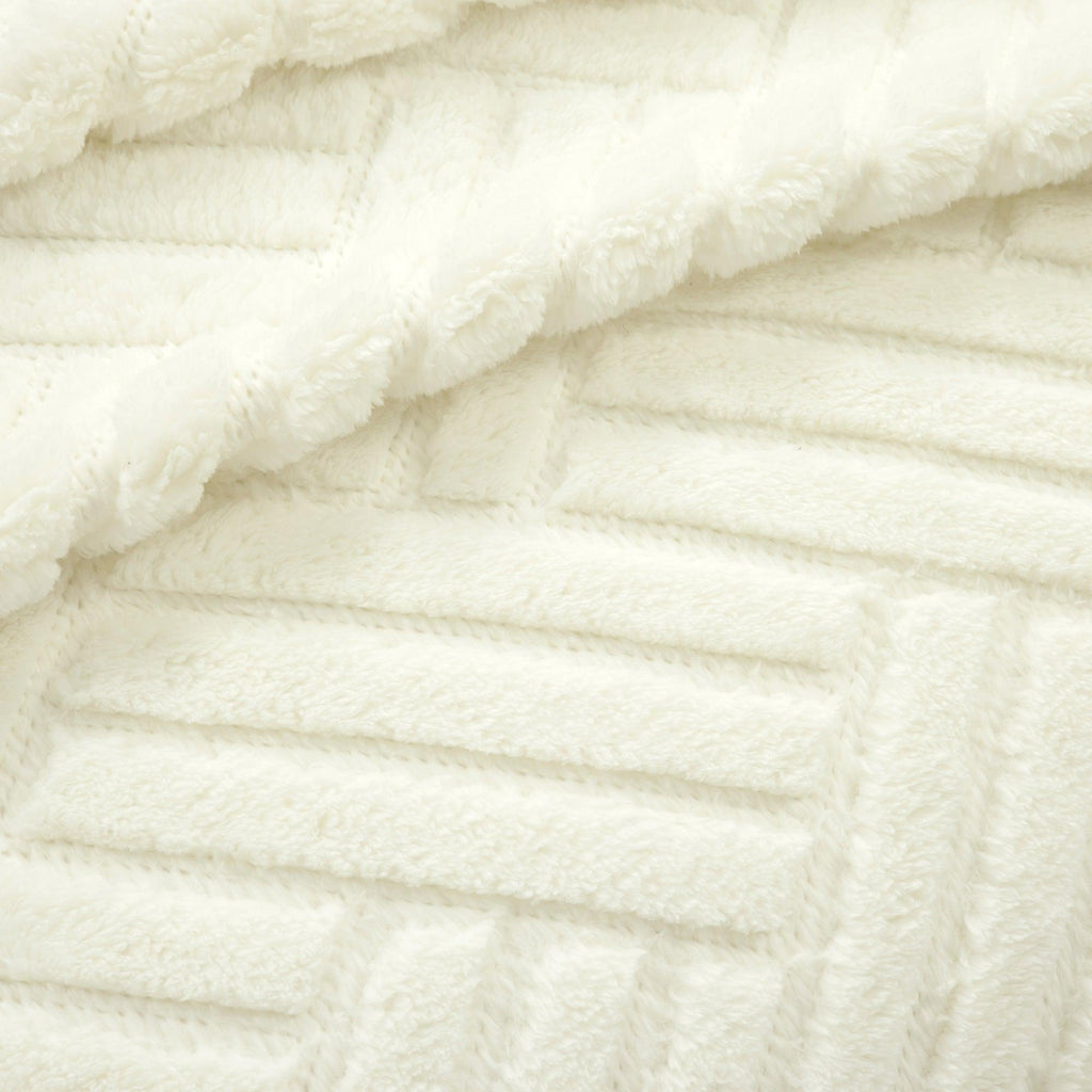 Super Cozy Ultra Soft Ribbed Faux Fur Oversized Blanket/Bedspread –