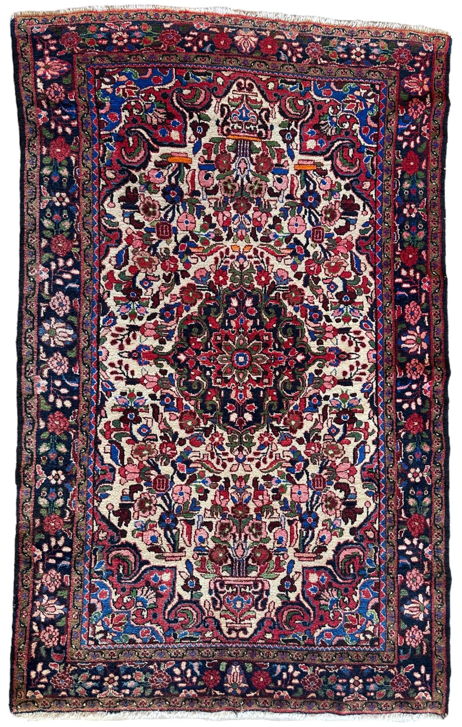 Vintage Handmade Persian Hamadan Rug 4’4” x 7’1”